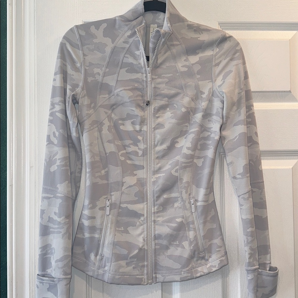 Like new Excellent condition Lululemon Athletica Define Gray Camouflage Jacket